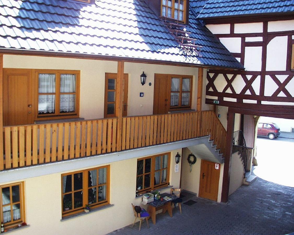 Gaestehaus Am Westtor Prichsenstadt Exterior photo